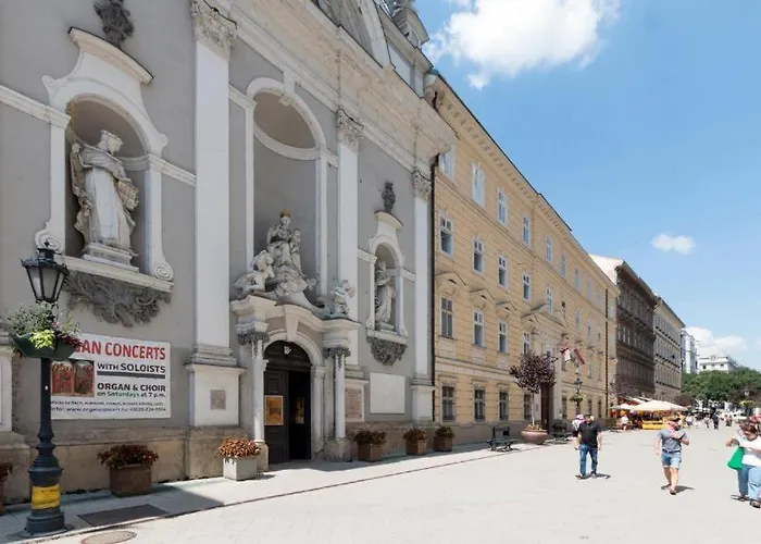 Harmony At Vaci Street * Budapesta